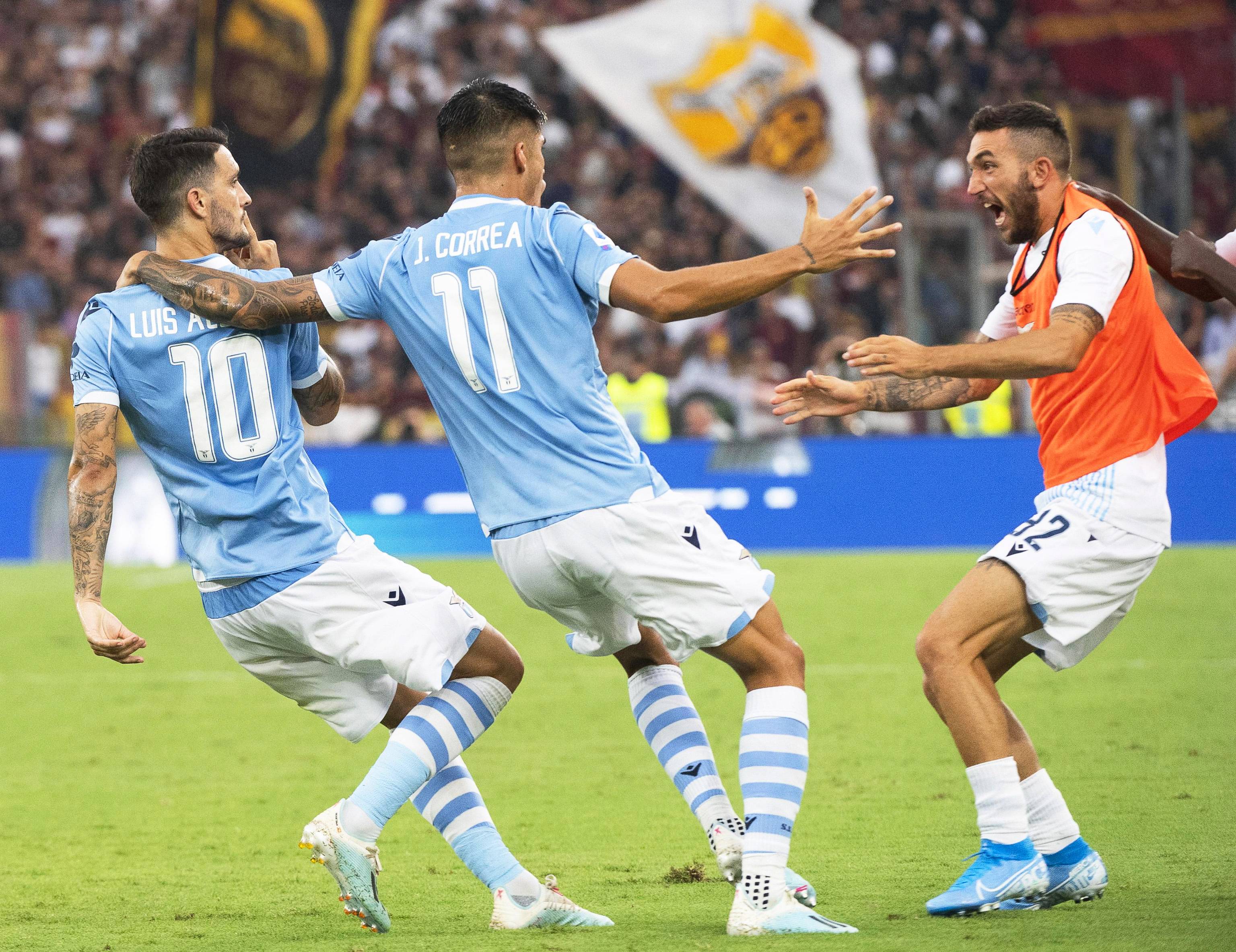 开云体育入口-今夜密尔沃基雄鹿备战意大利杯，防线松动细节曝光，球迷炸锅，阵容厚度经受考验的简单介绍