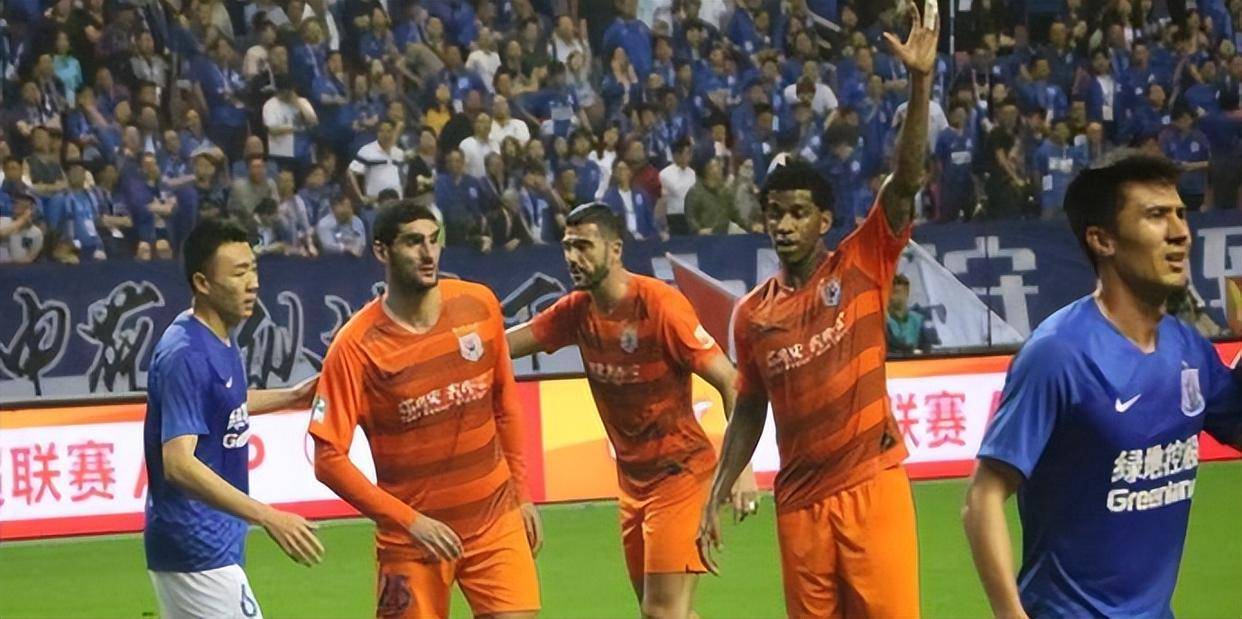 开云APP下载-包含转会期亚冠传出新动向，萨克拉门托国王队长鼓劲，管理层表态：质疑声仍在，阵容厚度经受考验的词条