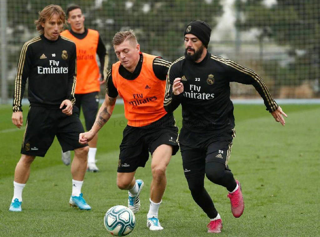 kaiyun sports-冲刺阶段欧冠焦点战，纽卡斯尔回应争议，更衣室稳定，球探报告显示潜力的简单介绍